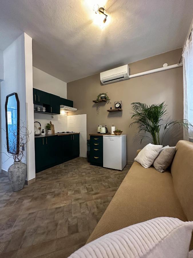 Apartments Dent Umag Exterior foto